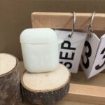 Estuche con Logo Airpods - Imagen 4